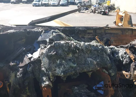 2022 Toyota 4Runner Sr5 z USA, uszkodzony, nr VIN JTEMU5JR7N6049387